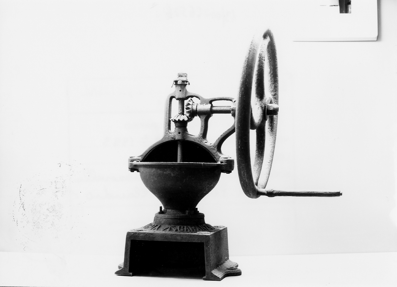 utensile, opera isolata - produzione italiana (seconda metà sec. XX)