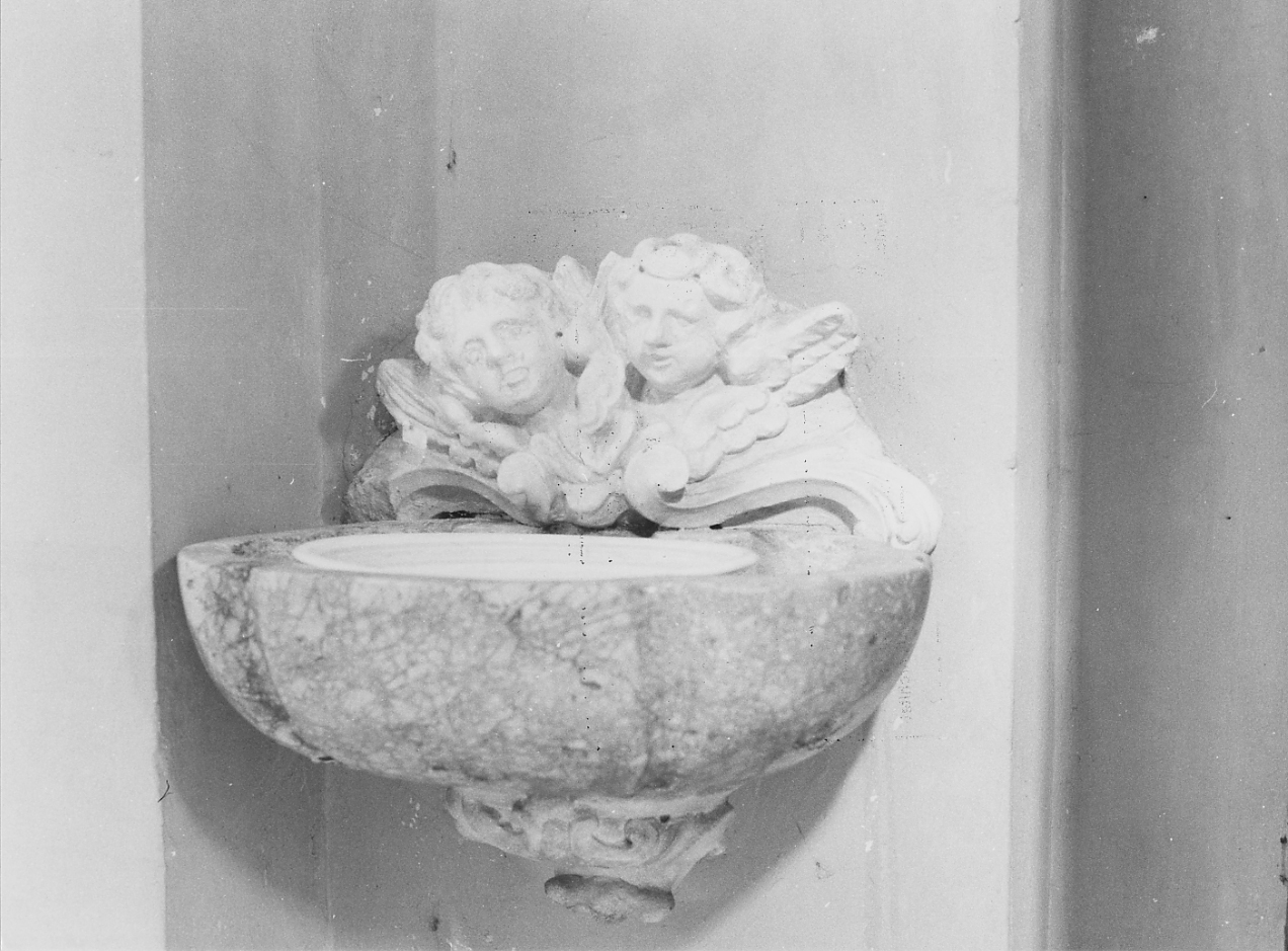 acquasantiera da parete - ambito abruzzese (secc. XVIII/ XIX)