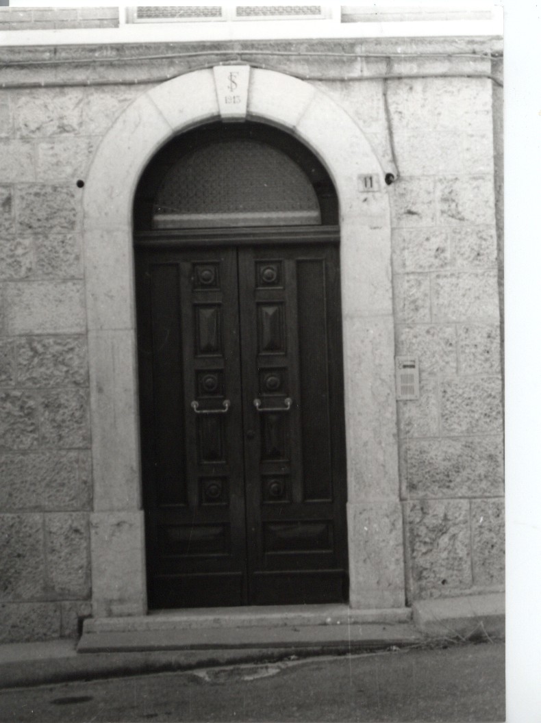 portale, elemento d'insieme - ambito abruzzese (sec. XX)