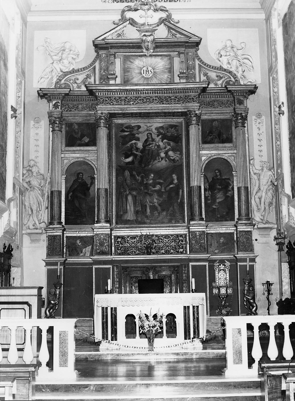altare maggiore di Altobello Giovanni Bernardino (sec. XVII)