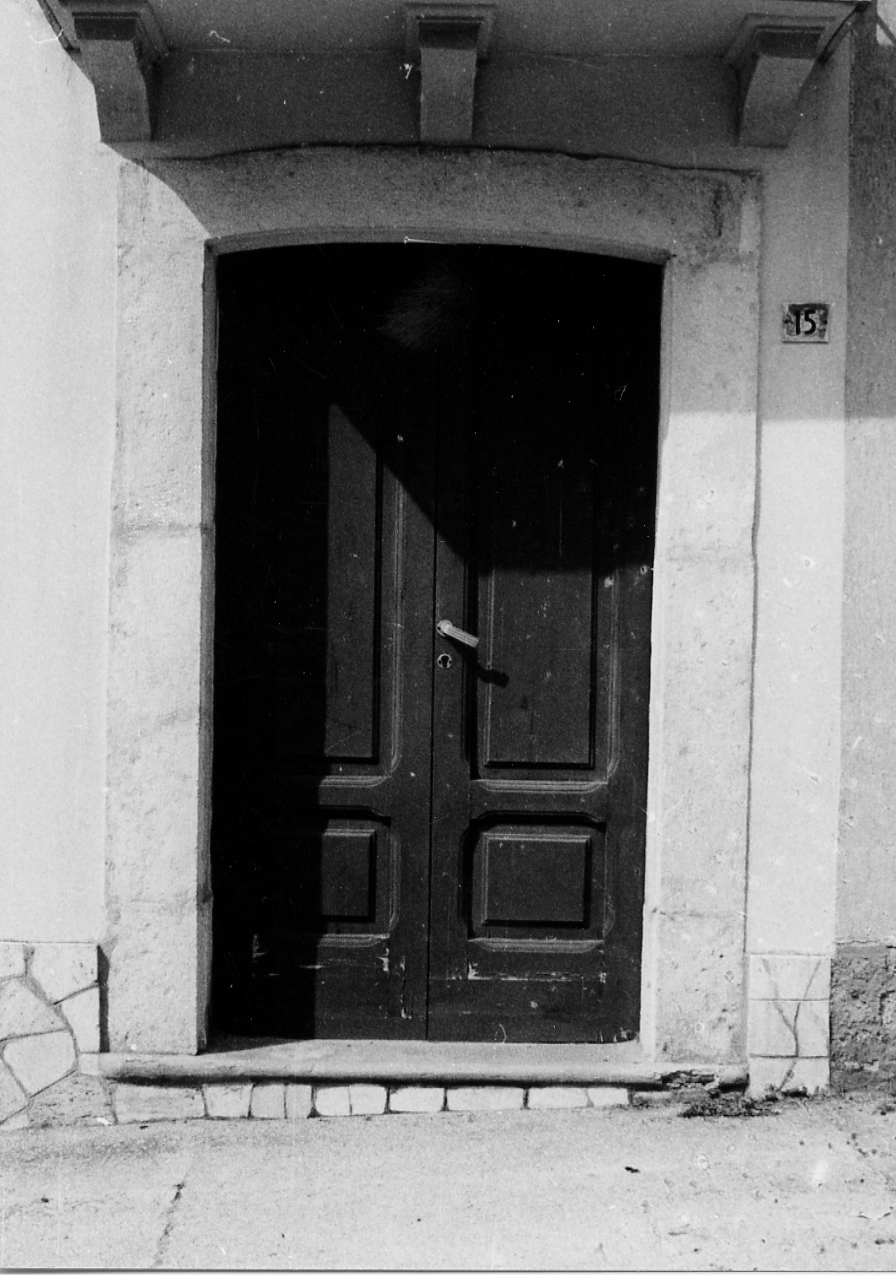 portale, elemento d'insieme - ambito abruzzese (sec. XIX)