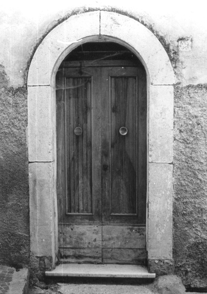 portale, elemento d'insieme - ambito abruzzese (sec. XX)