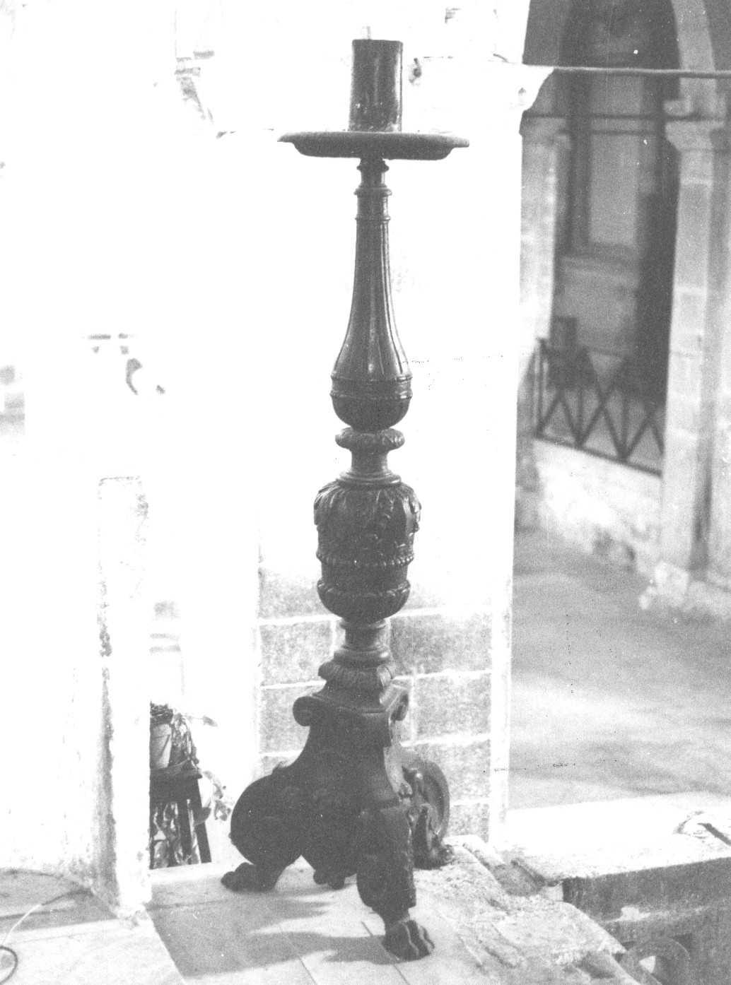candelabro, coppia - ambito Italia centrale (sec. XVIII)
