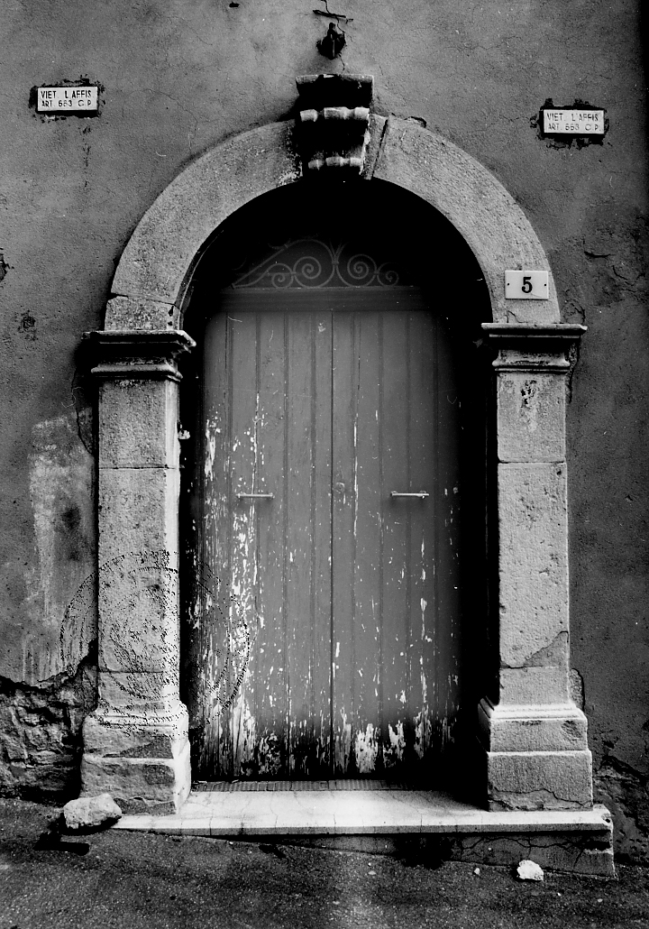 portale, opera isolata - produzione abruzzese (seconda metà sec. XVIII)