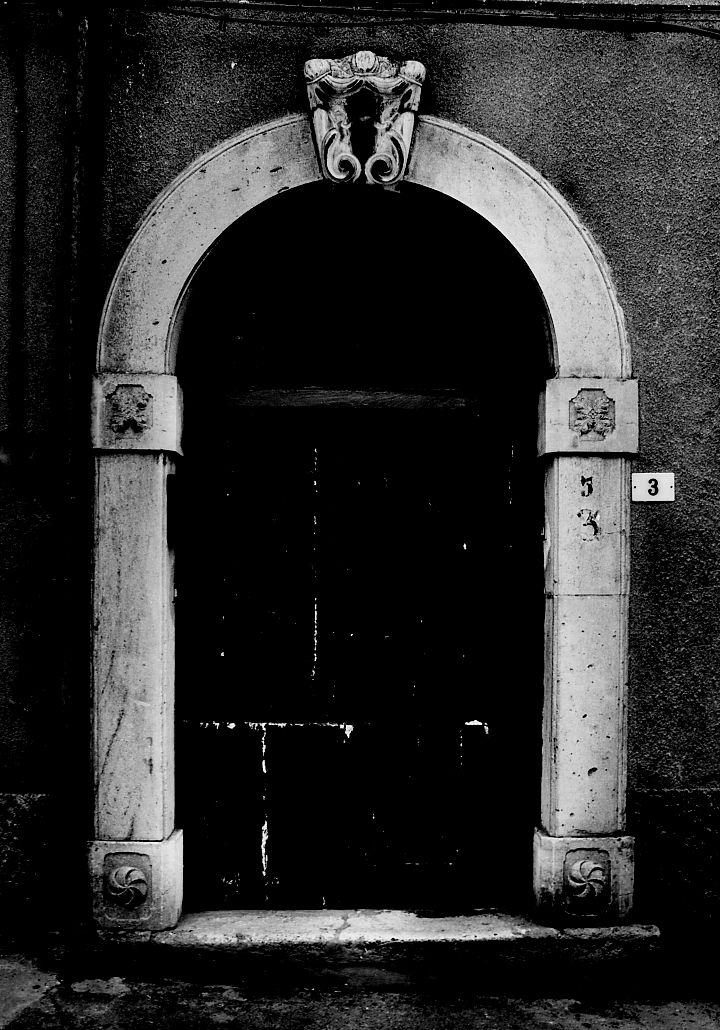 portale, opera isolata - ambito abruzzese (prima metà sec. XIX)
