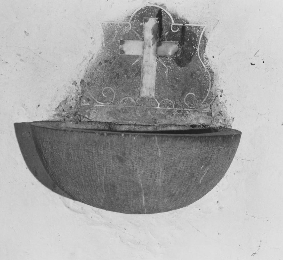 acquasantiera da parete - bottega lucana (secc. XIX/ XX)