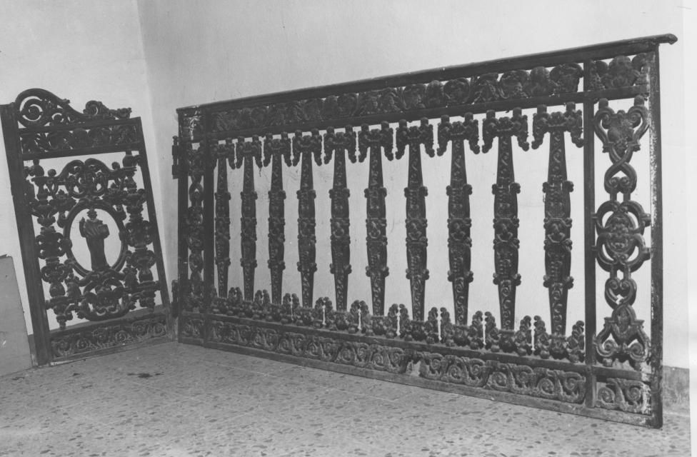 cancellata del presbiterio, frammento - bottega Italia meridionale (sec. XIX)