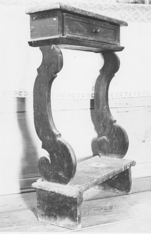 inginocchiatoio - bottega Italia meridionale (sec. XIX)