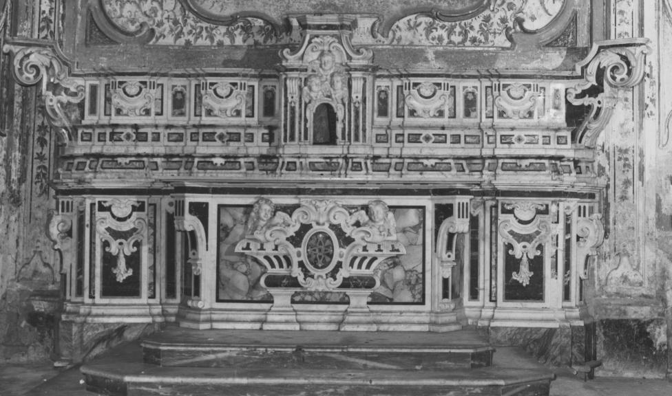 altare maggiore - bottega Italia meridionale (sec. XVIII)