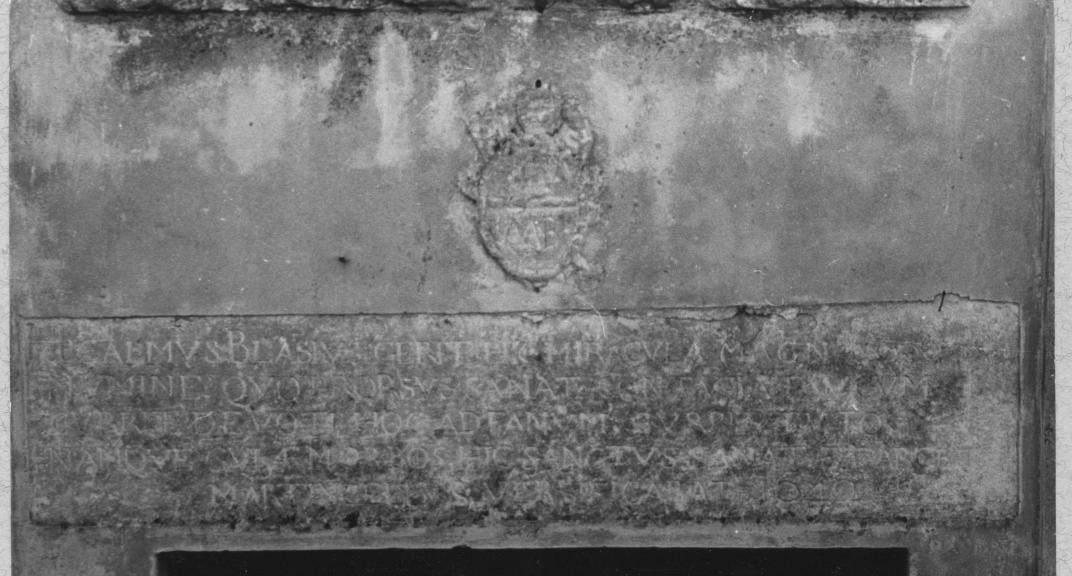 lapide - bottega Italia meridionale (sec. XVII)