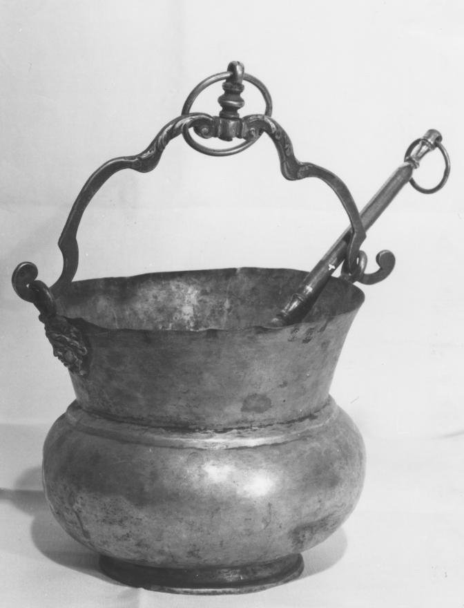 secchiello per l'acqua benedetta, elemento d'insieme - bottega napoletana (sec. XVIII)