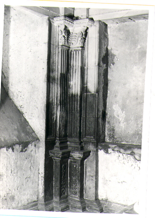 piedistallo - bottega lucana (sec. XVI)