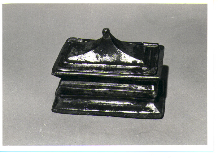 capsella per reliquie d'altare - bottega Italia meridionale (sec. XVI)