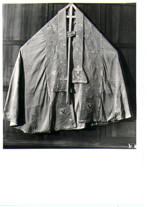 piviale - manifattura napoletana (ultimo quarto sec. XVIII)