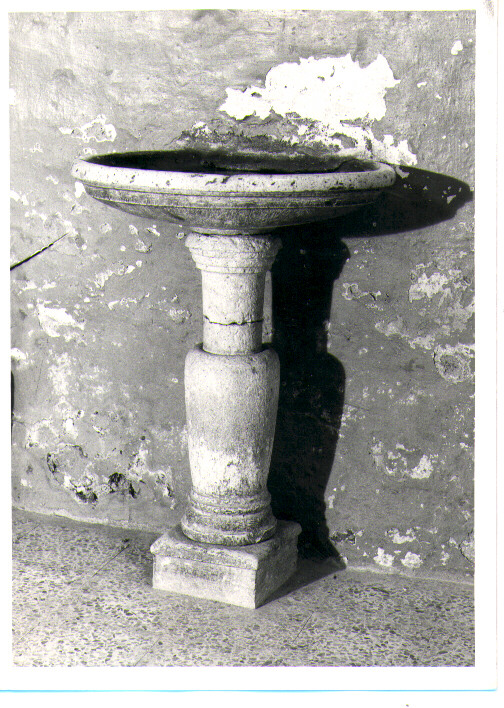 acquasantiera - a fusto - bottega lucana (prima metà sec. XIX)