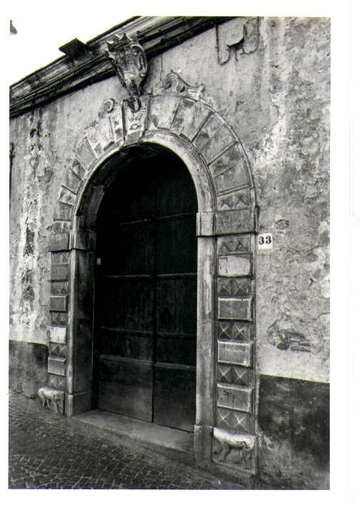 portale - ad arco - bottega lucana (sec. XIX)