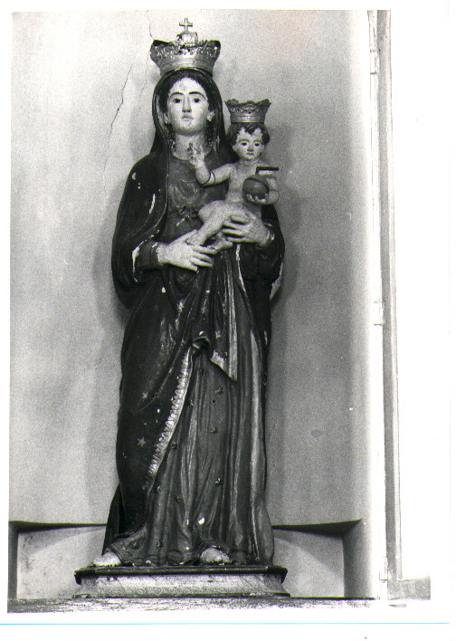 Madonna con Bambino (gruppo scultoreo) - bottega lucana (seconda metà sec. XVII)