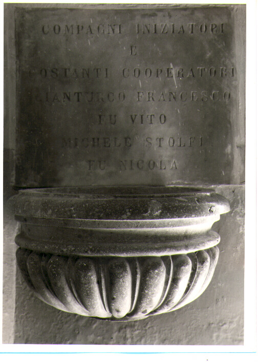 lapide commemorativa - bottega lucana (inizio sec. XX)