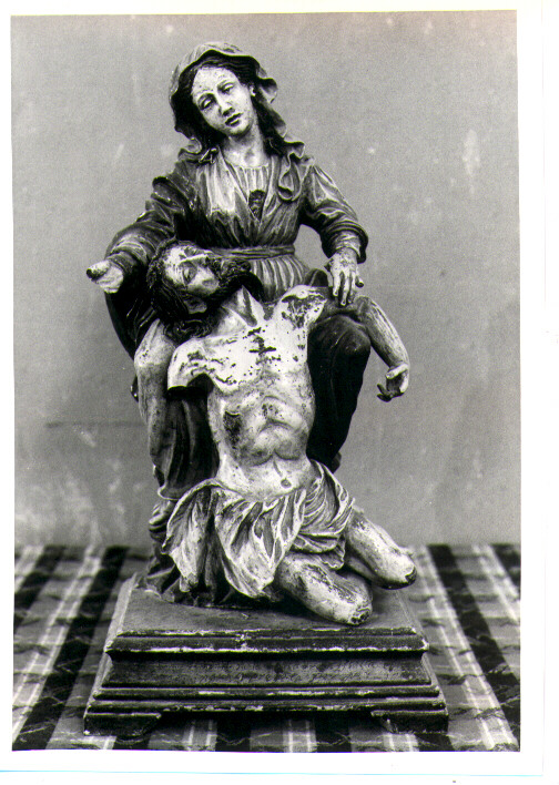 Pietà (gruppo scultoreo) - bottega napoletana (sec. XIX)