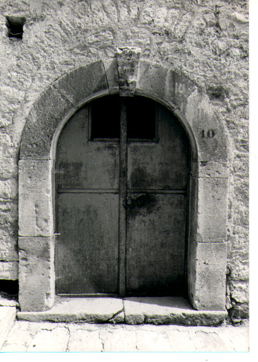 portale - ad arco - bottega lucana (sec. XVIII)