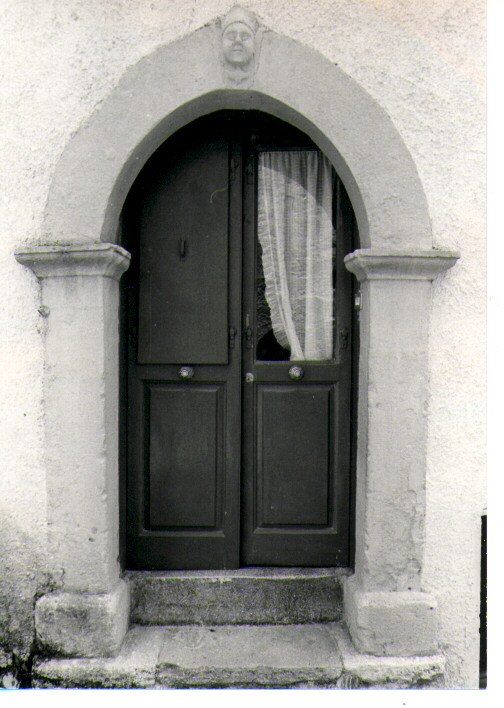 portale - a sesto acuto - bottega lucana (prima metà sec. XIX)