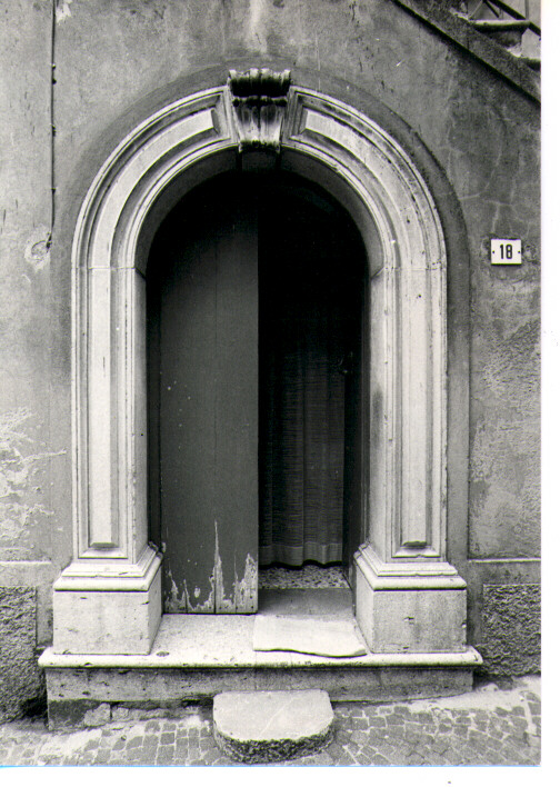 portale - ad arco - bottega lucana (fine/inizio secc. XVIII/ XIX)