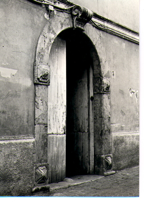 portale - bottega Italia meridionale (sec. XVII)