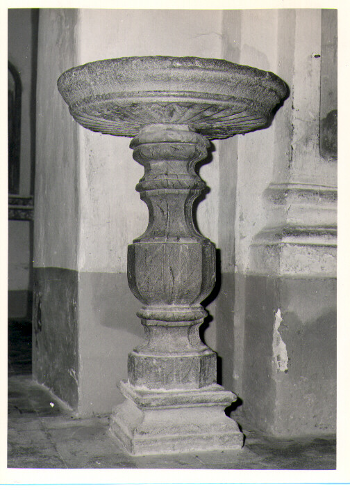 acquasantiera - a fusto - bottega Italia meridionale (secc. XVII/ XVIII)