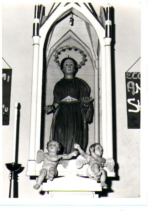 Madonna (scultura, elemento d'insieme) - bottega Italia meridionale (sec. XVII)
