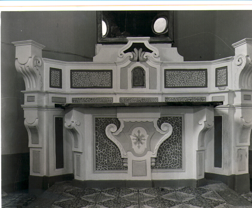 altare maggiore - bottega Italia meridionale (metà sec. XIX)