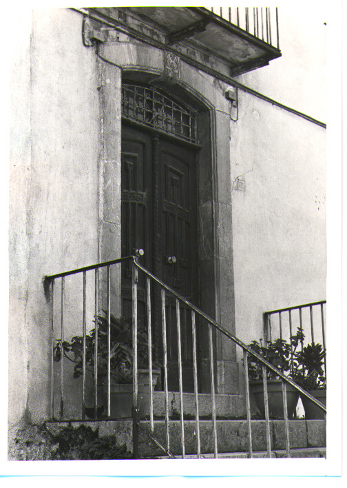 portale - bottega Italia meridionale (sec. XIX)