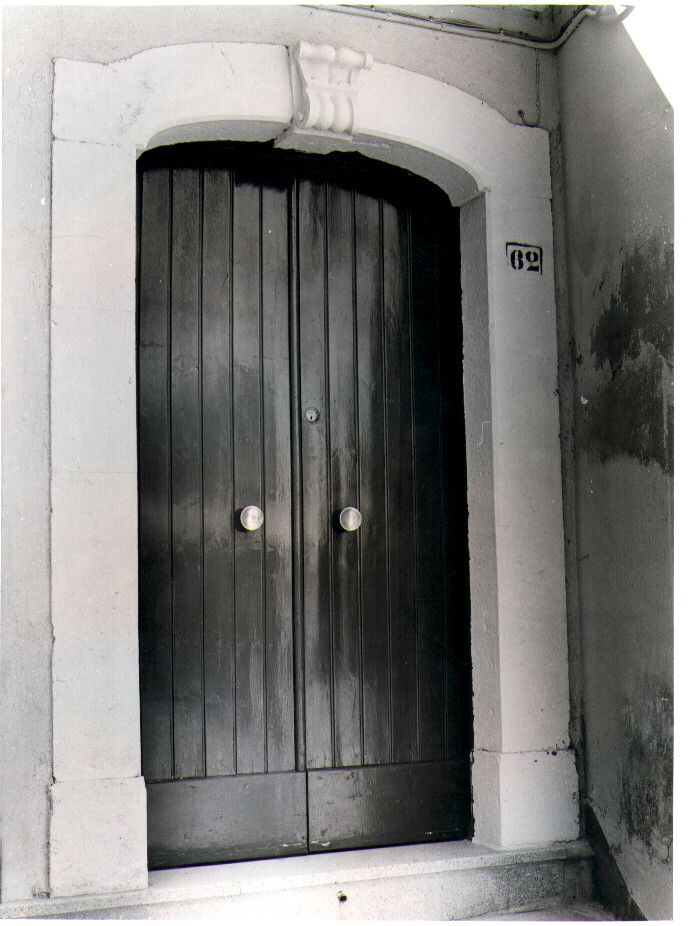 portale - bottega lucana (seconda metà sec. XIX)