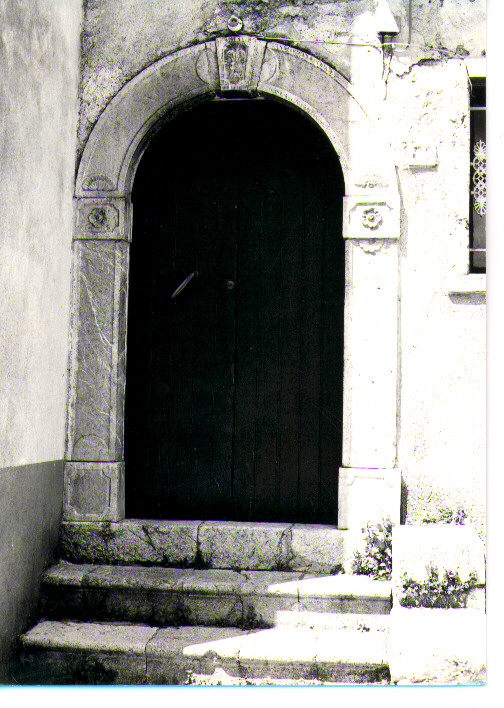 portale - bottega lucana (sec. XX)