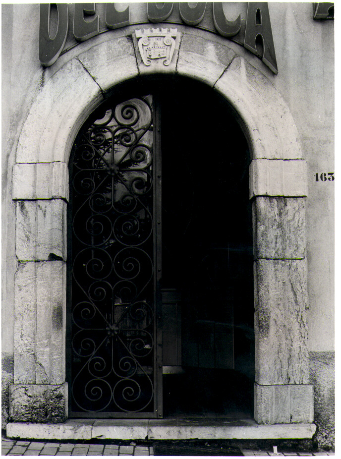 portale - bottega Italia meridionale (sec. XIX)