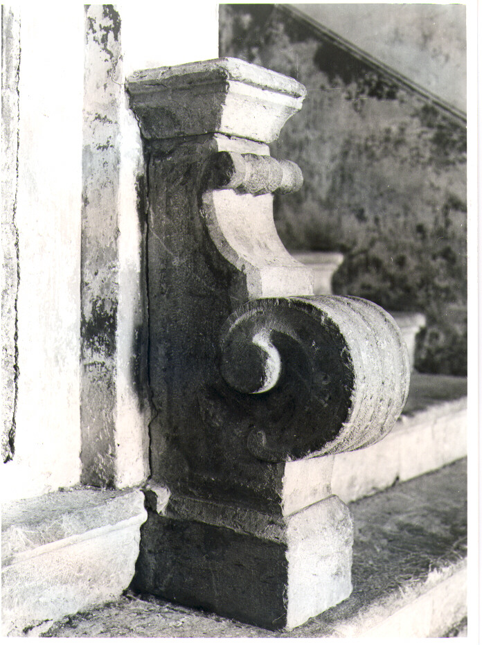 mensola - bottega Italia meridionale (sec. XVIII)