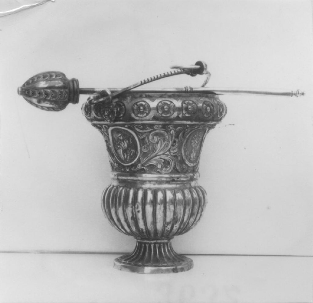 secchiello per l'acqua benedetta, elemento d'insieme - bottega napoletana (sec. XIX)