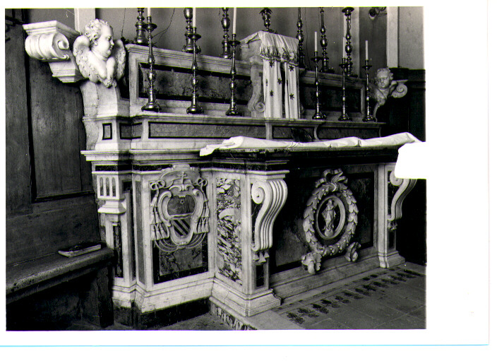 altare maggiore - bottega napoletana (prima metà sec. XVIII)