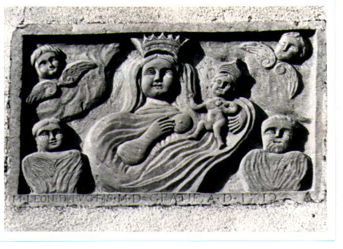 Madonna con personaggi che implorano il suo aiuto (rilievo) - bottega Italia meridionale (sec. XVIII)