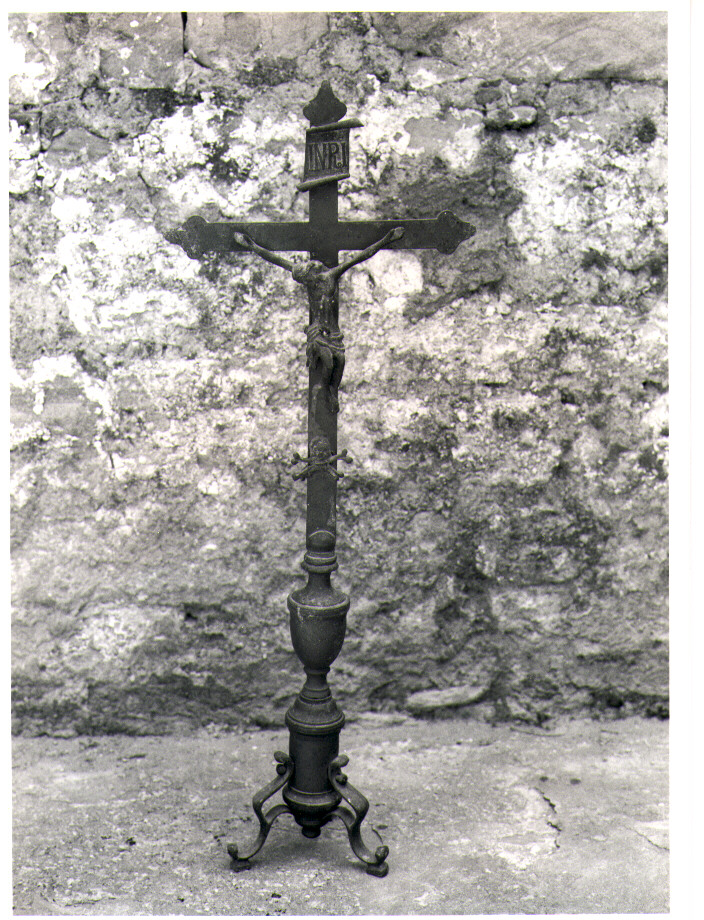 Cristo crocifisso (scultura) - bottega lucana (sec. XIX)