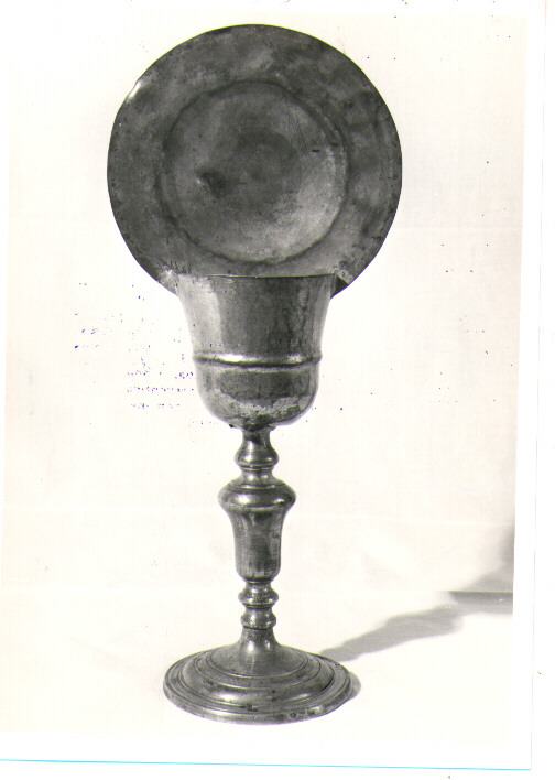 patena - bottega Italia meridionale (sec. XIX)