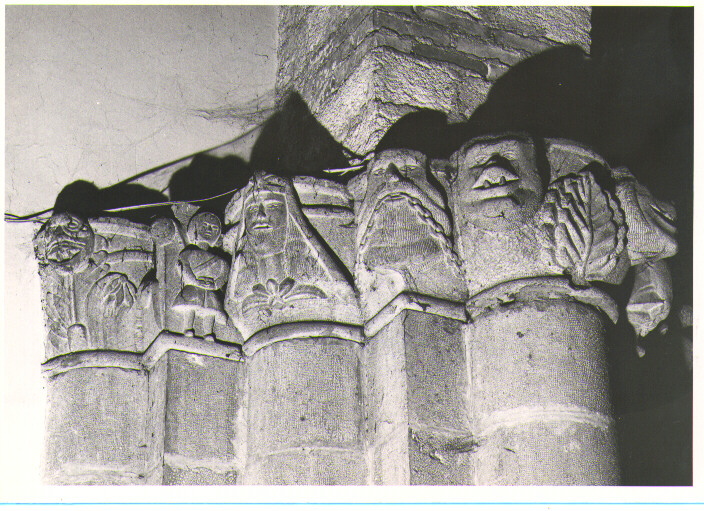 base di pilastro di Melchorre da Montalbano (bottega) (sec. XIII)