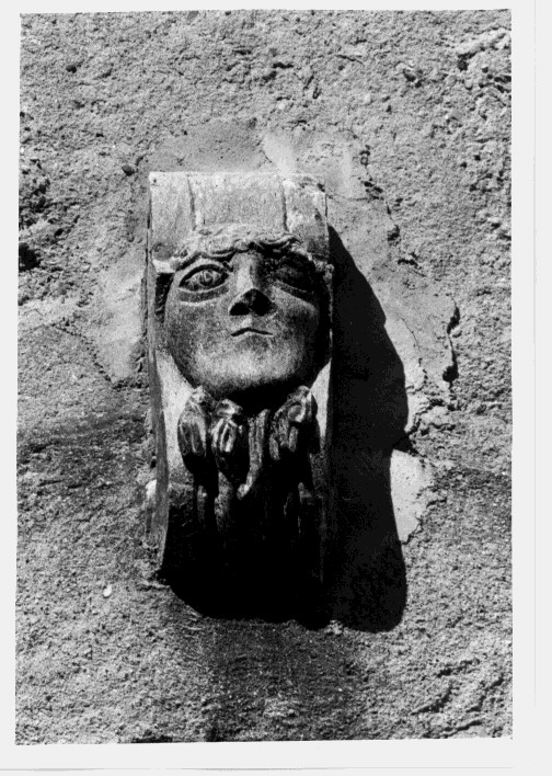 mascherone (mensola architettonica) - bottega Italia meridionale (secc. XVI/ XVII)