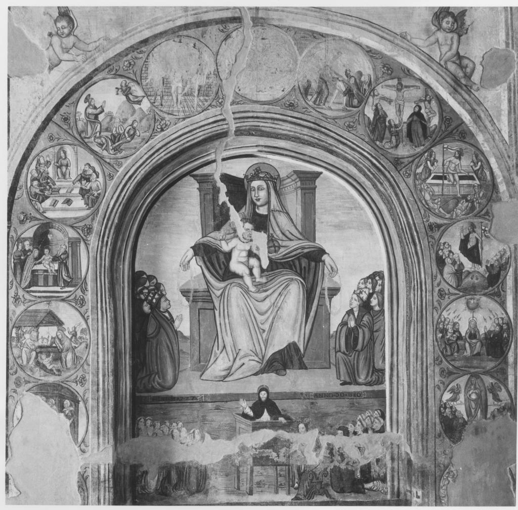 Madonna del Rosario, San Domenico e Misteri del Rosario, Madonna del Rosario (dipinto) di Todisco Giovanni (bottega) (sec. XVI)
