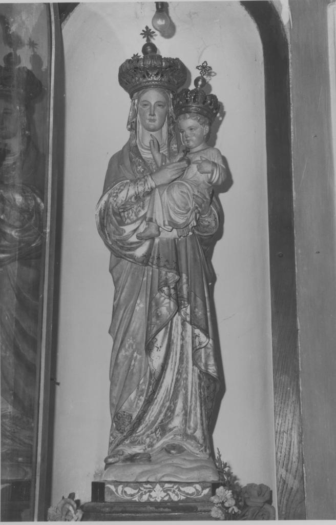 Madonna con Bambino (scultura) di Daniel D (attribuito) (sec. XIX)