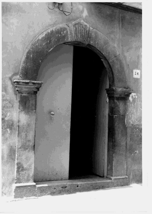 portale - bottega Italia meridionale (sec. XIX)