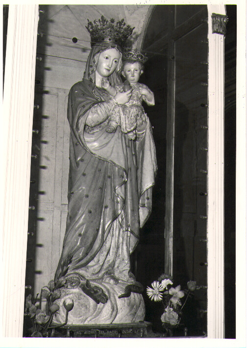 Madonna con Bambino (statua) - bottega napoletana (seconda metà sec. XIX)