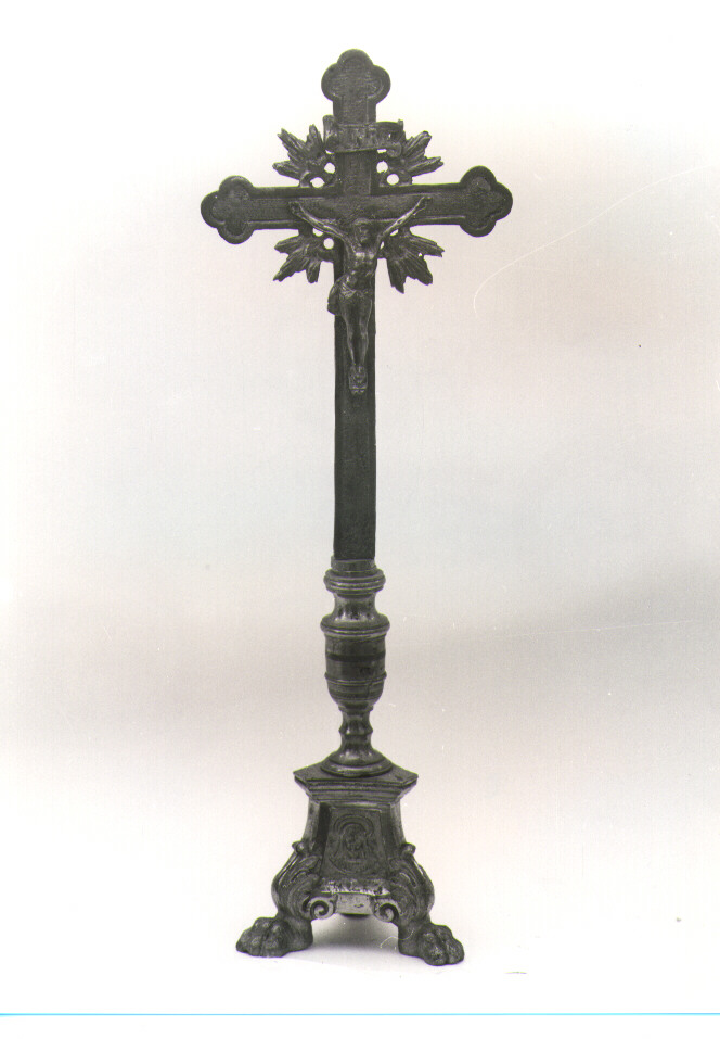 croce d'altare - bottega napoletana (seconda metà sec. XIX)
