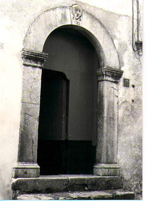 portale - bottega Italia meridionale (sec. XVIII)