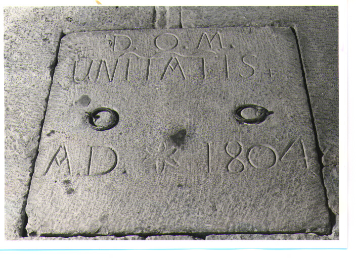 lapide tombale - bottega Italia meridionale (sec. XIX)