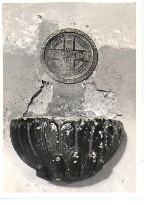 acquasantiera - bottega lucana (sec. XVII)